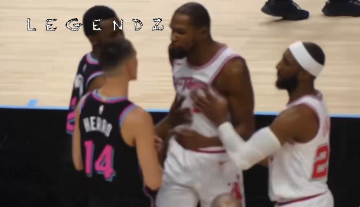 澳洲幸运10-斗嘴全貌 KD：包夹我就别喷垃圾话 你个娘炮！希罗：闭上你的臭嘴