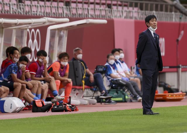 澳洲幸运10-日本队深陷海归选择困难症：招不招无球可踢之人？